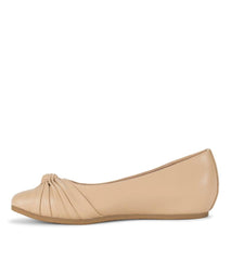 Baretraps Flats & Loafers | Women Chainey Casual Flat Natural