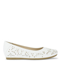 Baretraps Flats & Loafers | Women Mariah Casual Flat White
