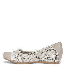 Baretraps Flats & Loafers | Women Mitsy Casual Flat Cream Multi Snake