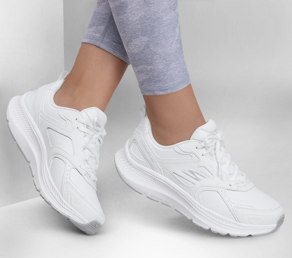 GO RUN Consistent 2.0 - Sumpter Trail | Women Skechers sale