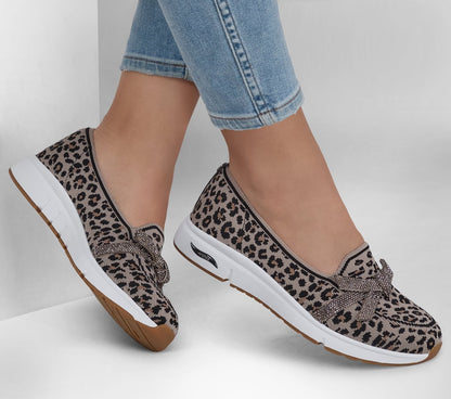 Martha Stewart: Arch Fit Living | Women Skechers for sale