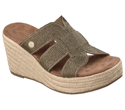 Martha Stewart:Iris - Unstoppable | Skechers discount
