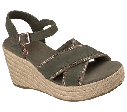 Martha Stewart: Iris - Modest Queen | Women Skechers online shop
