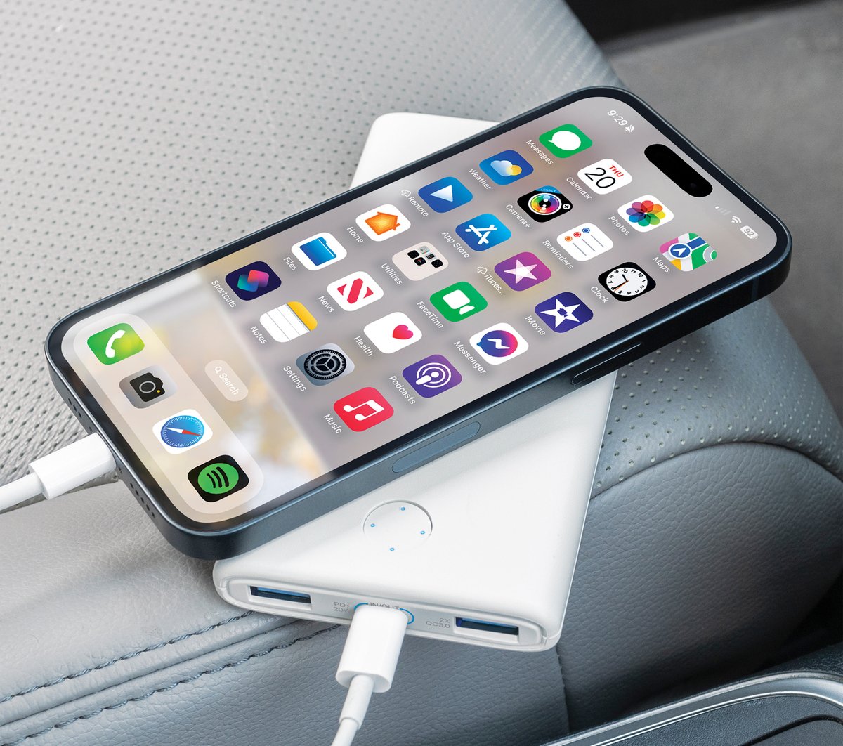 10k 20W USB-C Portable Power Bank Charger | Skechers online shop