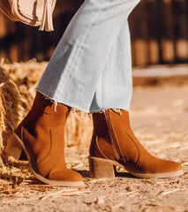 Baretraps Booties | Women Calloway Block Heel Bootie Nutshell