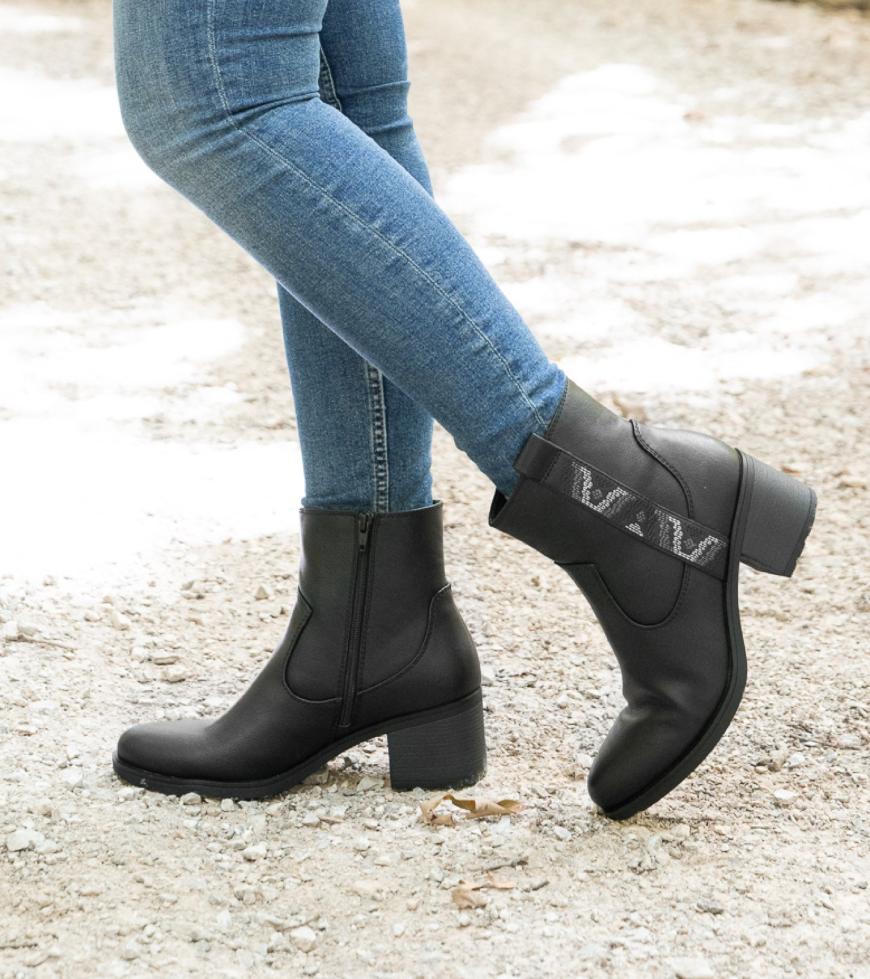 Baretraps Booties | Women Covina Block Heel Bootie Black