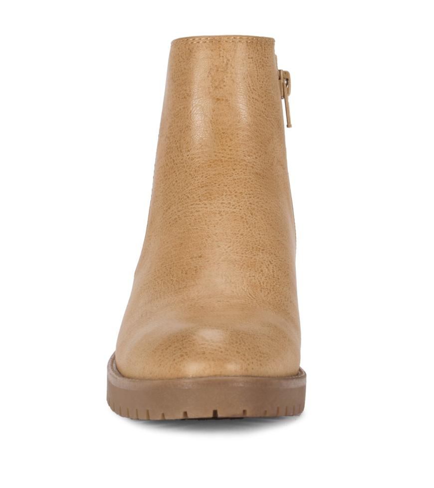 Baretraps Booties | Women Daytona Chelsea Boot Sand