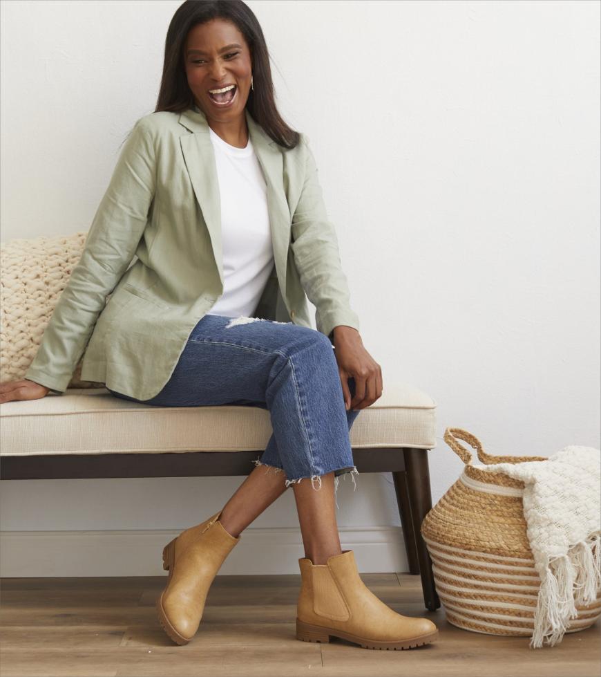 Baretraps Booties | Women Daytona Chelsea Boot Sand