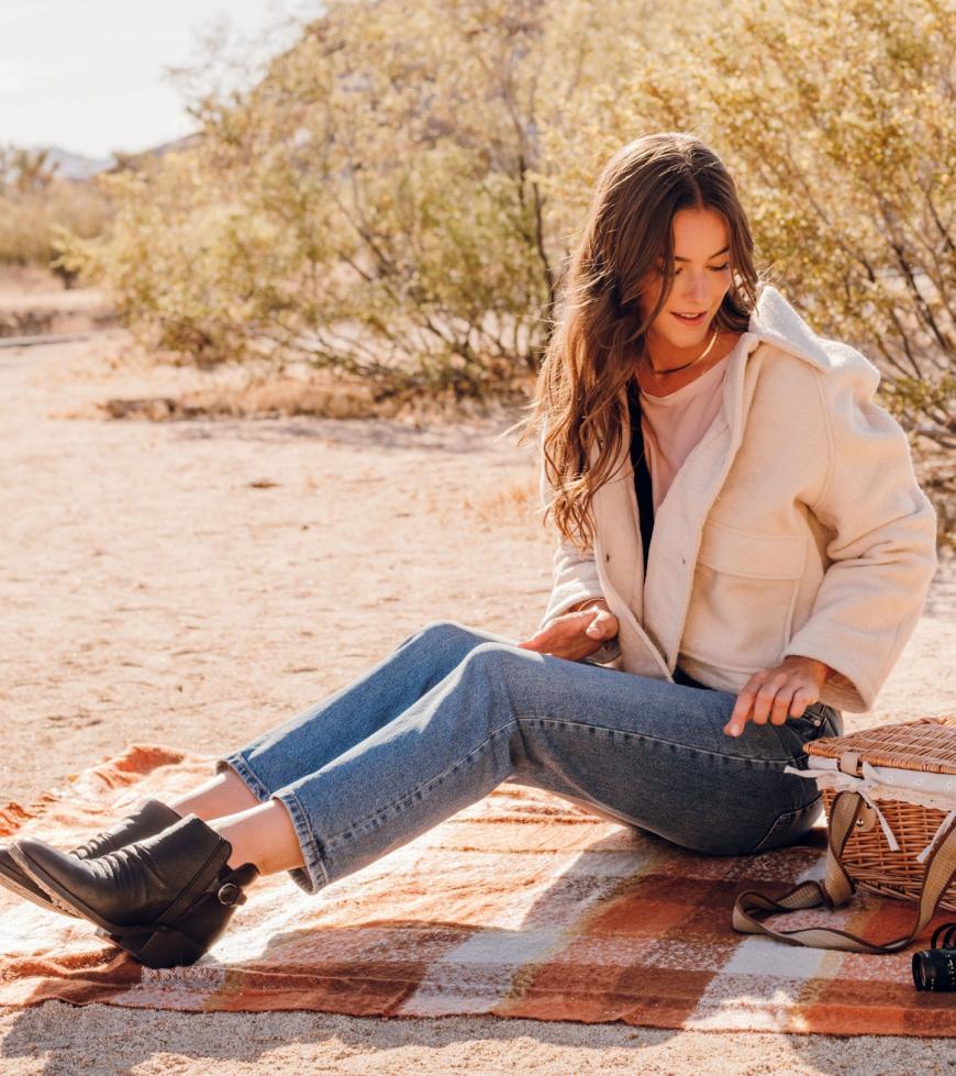 Baretraps Booties | Women Linnea Block Heel Bootie Black