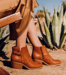 Baretraps Booties | Women Linnea Block Heel Bootie Light Rust