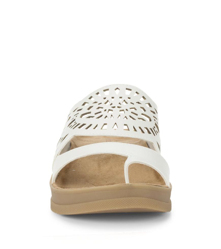 Baretraps Classic Comfort Sandals | Women Flora Slide Sandal White
