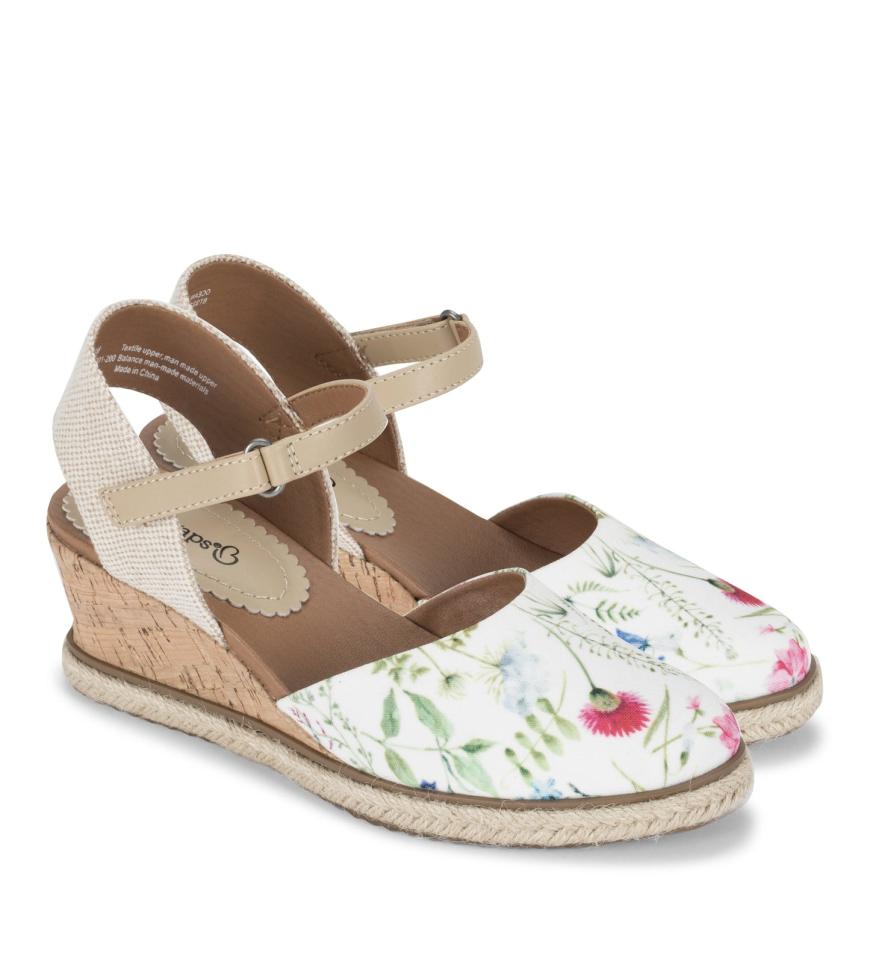 Baretraps Classic Comfort Sandals | Women Ocean Closed Toe Wedge Sandal White Multi Flower Canvas