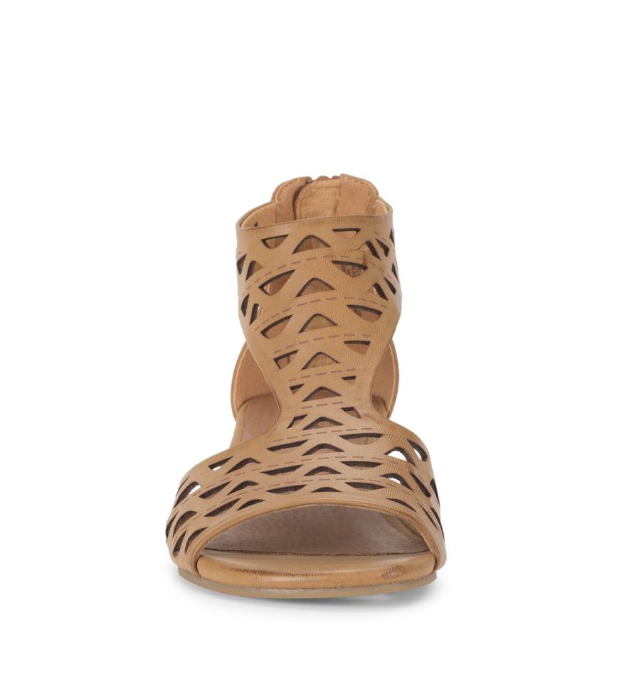 Baretraps Classic Comfort Sandals | Women Vachel Block Heel Sandal Caramel