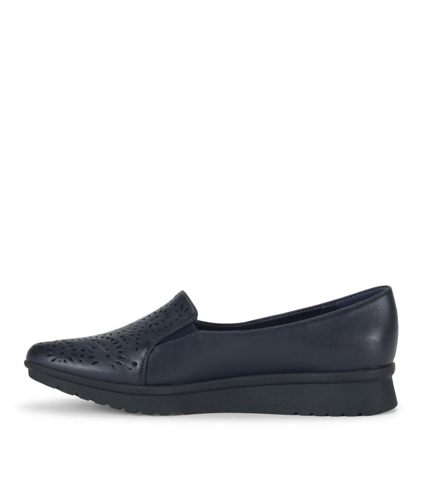 Baretraps Flats &amp; Loafers | Women Amry Slip On Loafer Navy