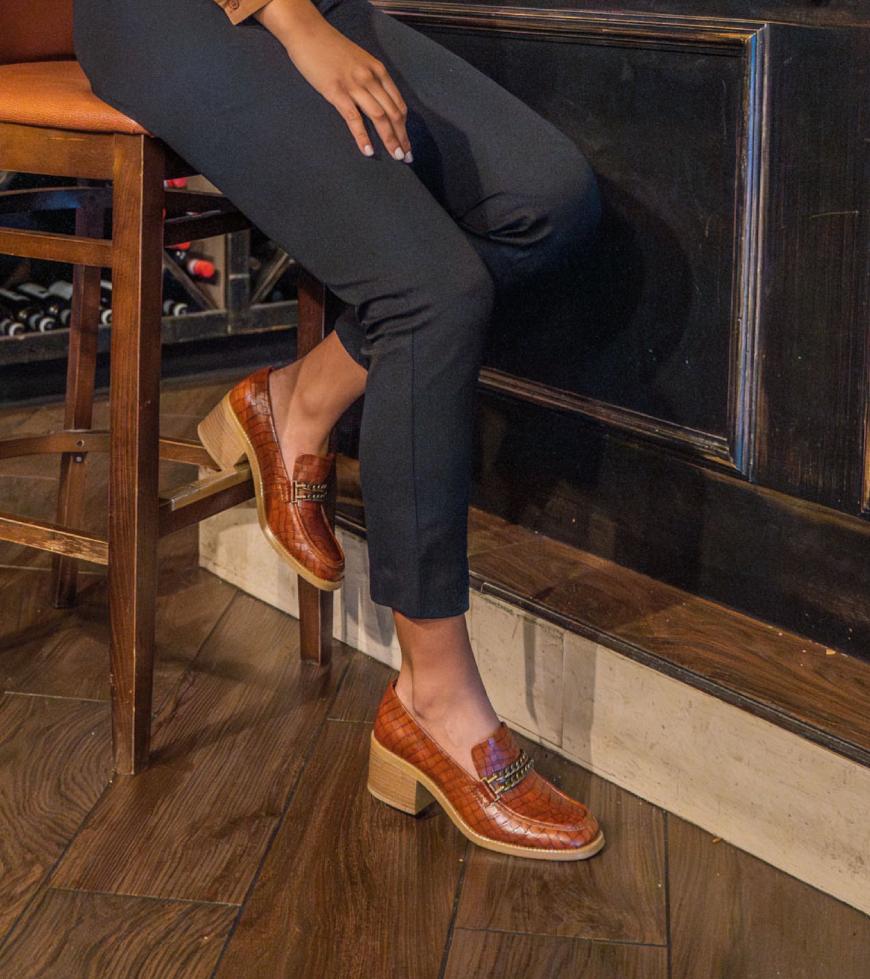 Baretraps Flats &amp; Loafers | Women Athena Loafer Dark Spice