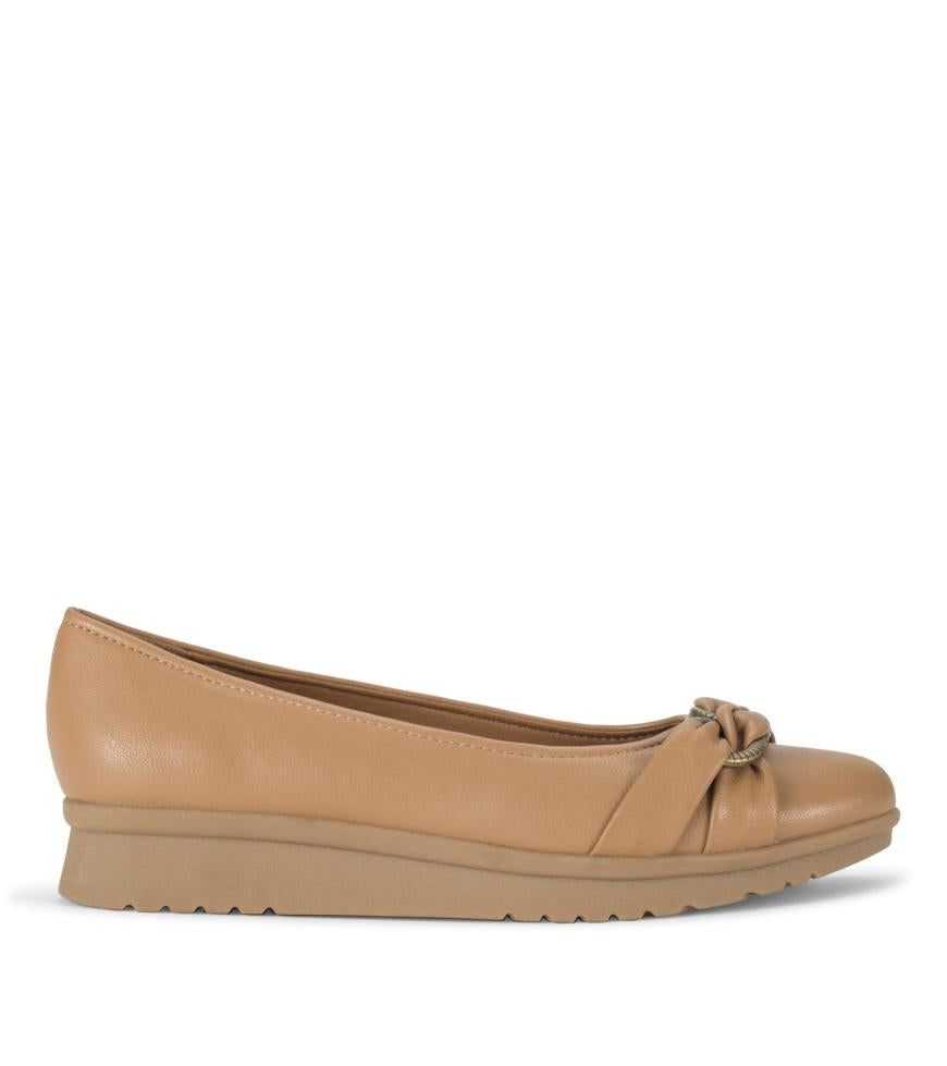 Baretraps Flats &amp; Loafers | Women Aurora Flat Cognac