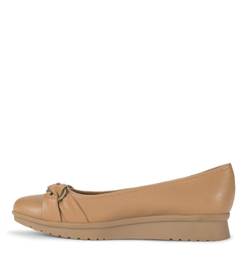 Baretraps Flats &amp; Loafers | Women Aurora Flat Cognac