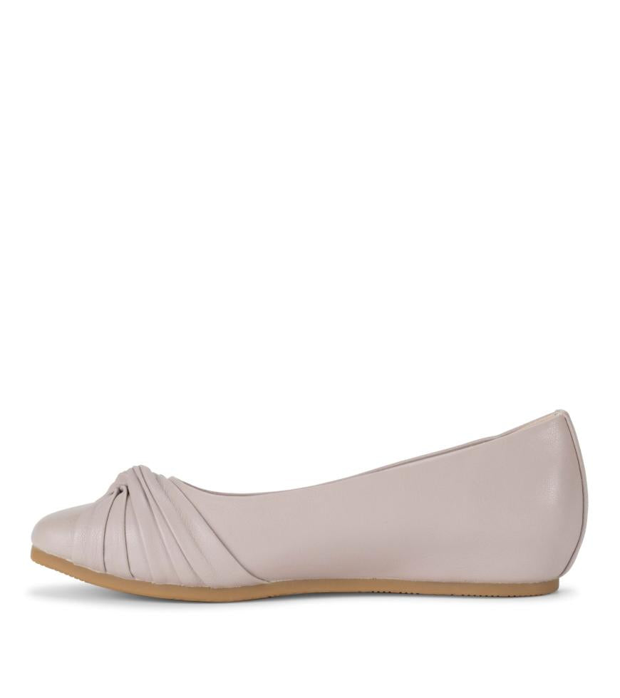 Baretraps Flats &amp; Loafers | Women Chainey Casual Flat Lavendar Mist