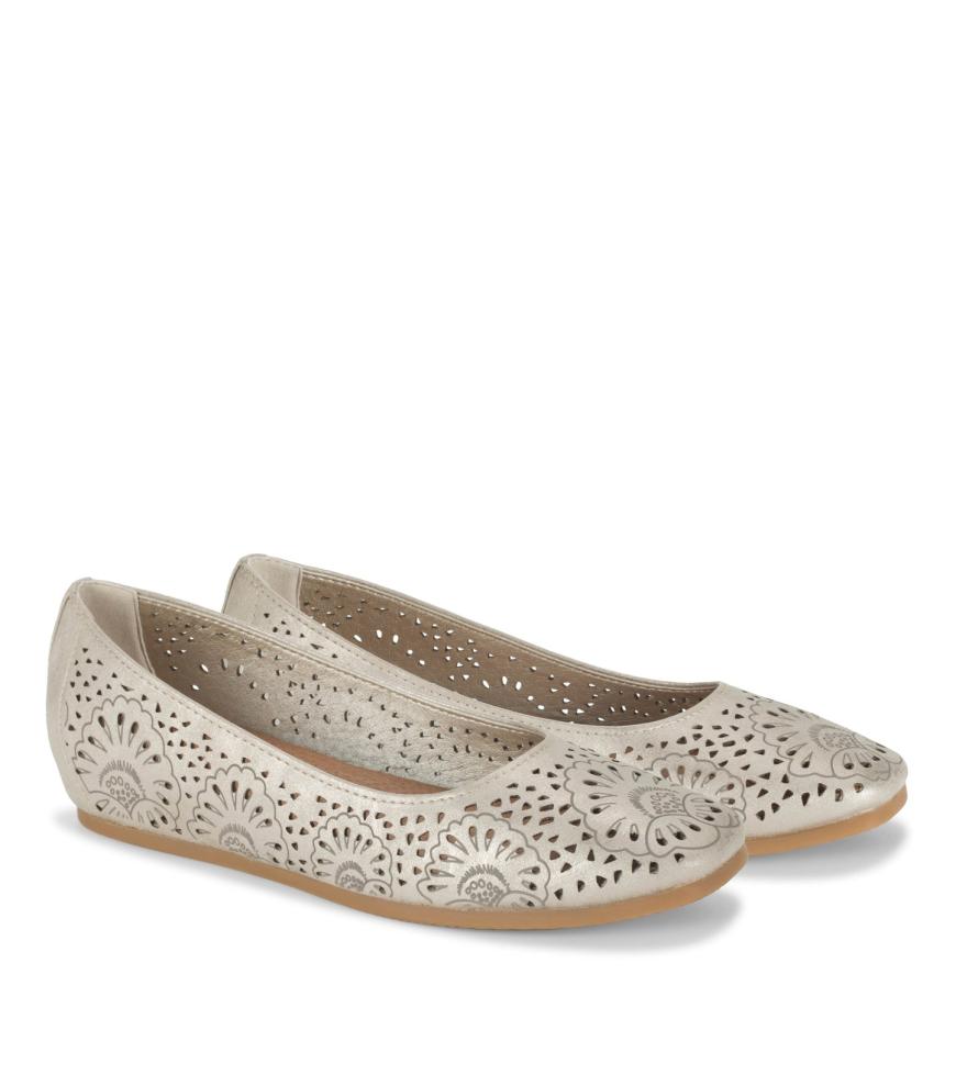 Baretraps Flats &amp; Loafers | Women Chika Casual Flat Champagne