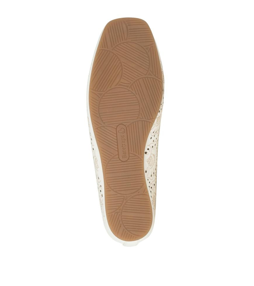 Baretraps Flats &amp; Loafers | Women Chika Casual Flat Cream