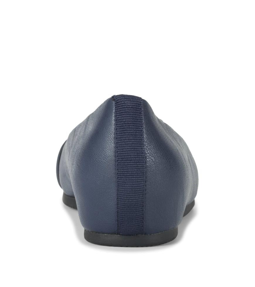 Baretraps Flats &amp; Loafers | Women Colette Flat Midnight