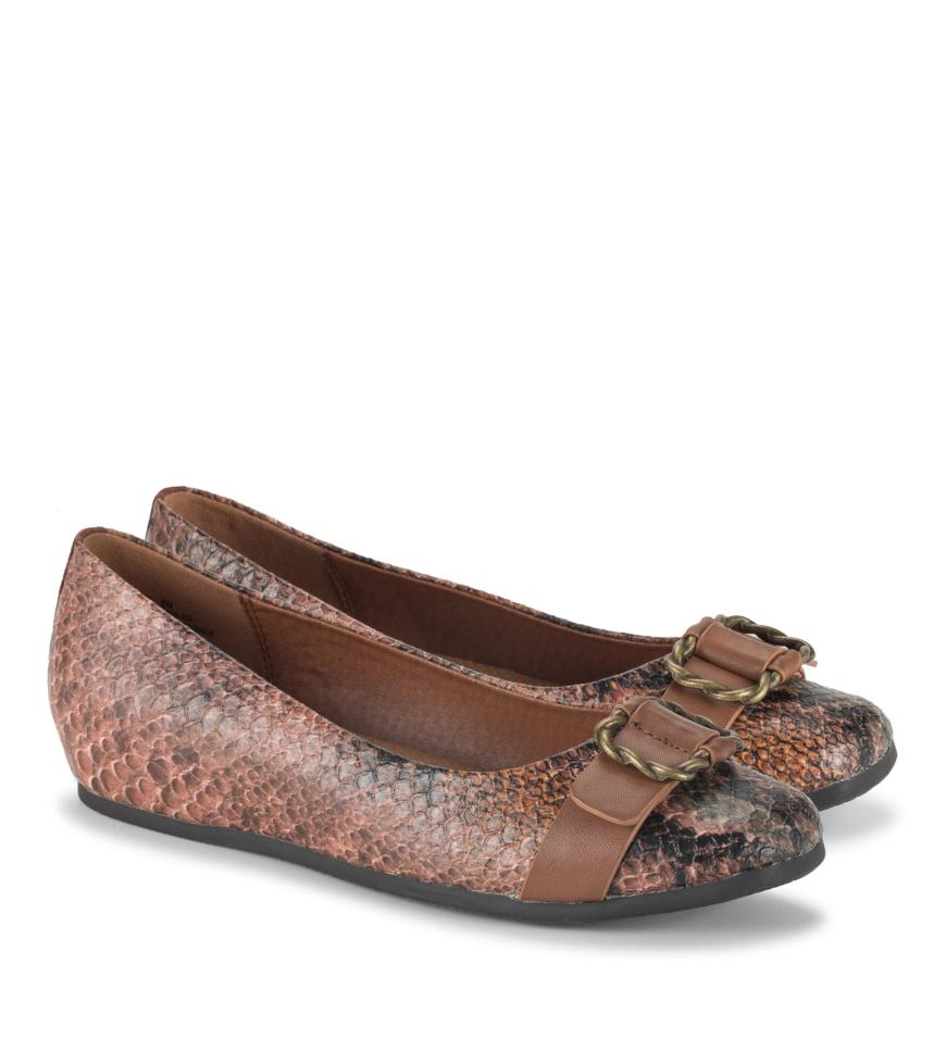 Baretraps Flats &amp; Loafers | Women Colette Flat Oak