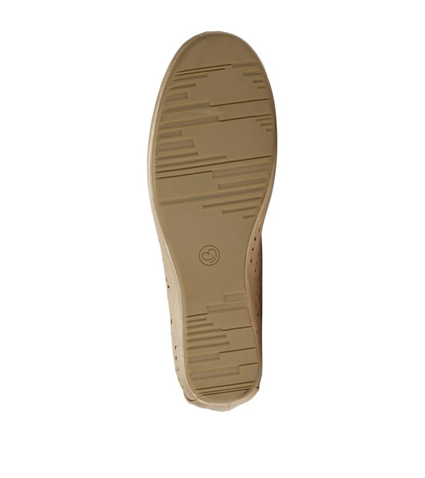 Baretraps Flats &amp; Loafers | Women Mariah Casual Flat - Soft Gold | Baretraps Soft Gold