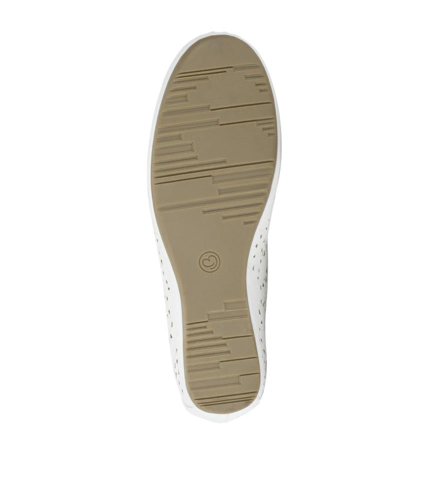 Baretraps Flats &amp; Loafers | Women Mariah Casual Flat White