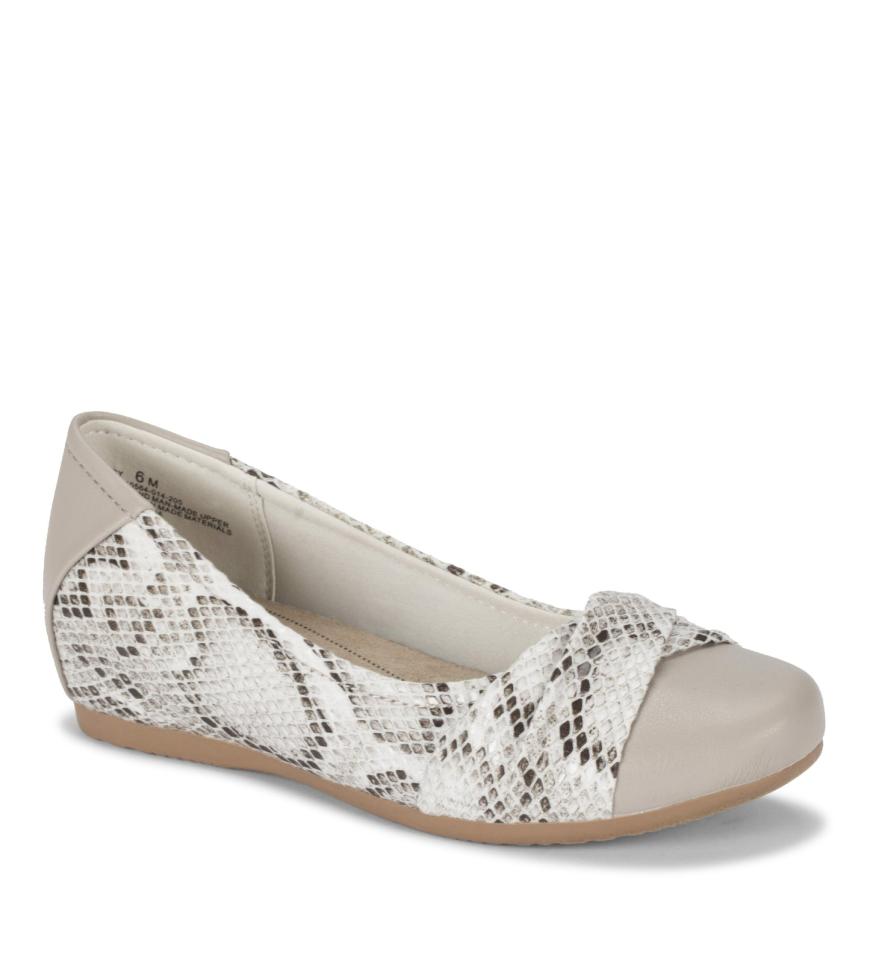 Baretraps Flats &amp; Loafers | Women Mitsy Casual Flat Cream Multi Snake