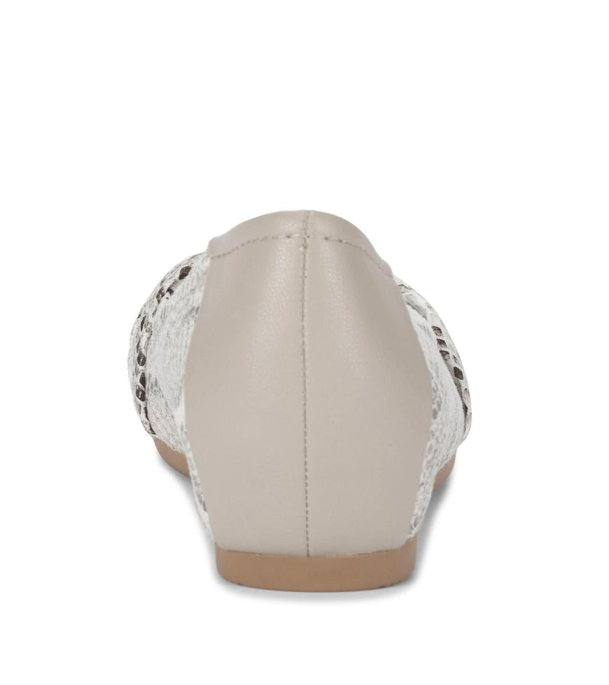 Baretraps Flats &amp; Loafers | Women Mitsy Casual Flat Cream Multi Snake