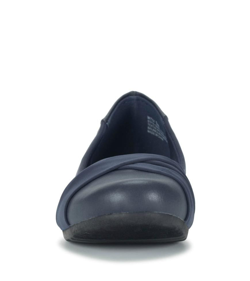 Baretraps Flats &amp; Loafers | Women Mitsy Casual Flat Navy