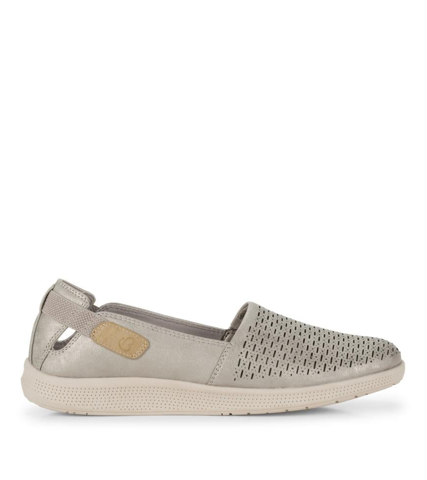 Baretraps Flats &amp; Loafers | Women Viccia Slip On Champagne