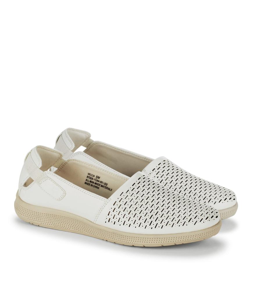 Baretraps Flats &amp; Loafers | Women Viccia Slip On Off White