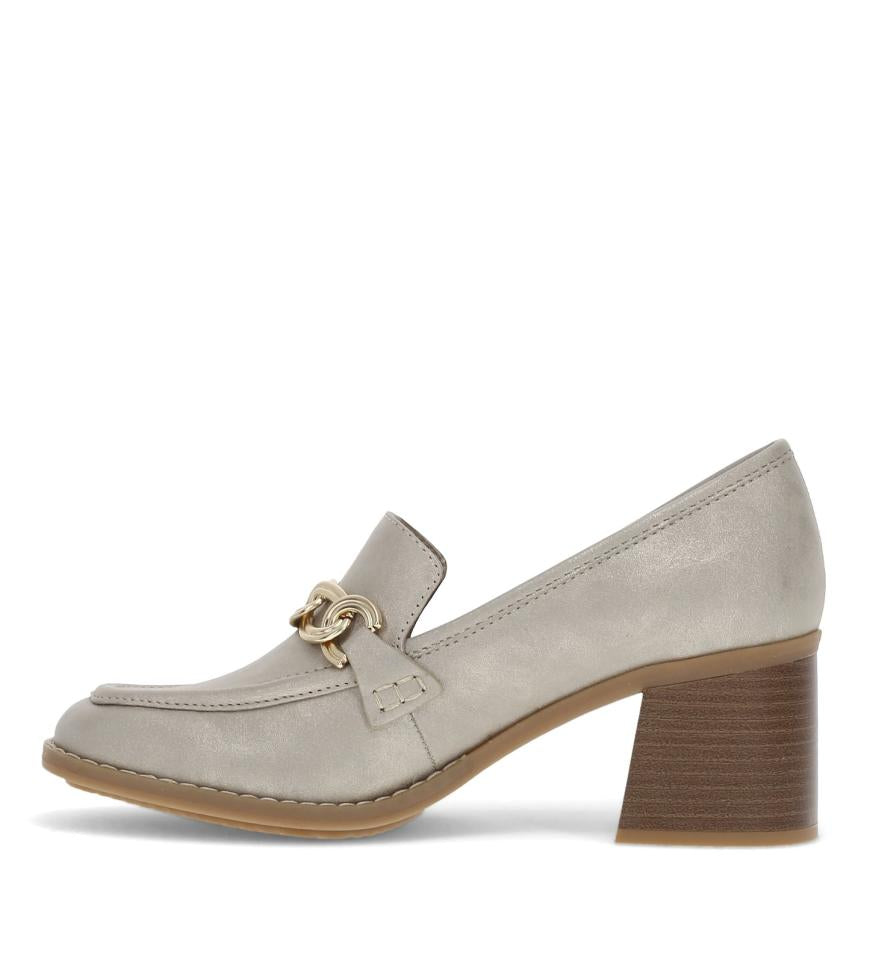 Baretraps Flats &amp; Loafers | Women Wendee Loafer Champagne