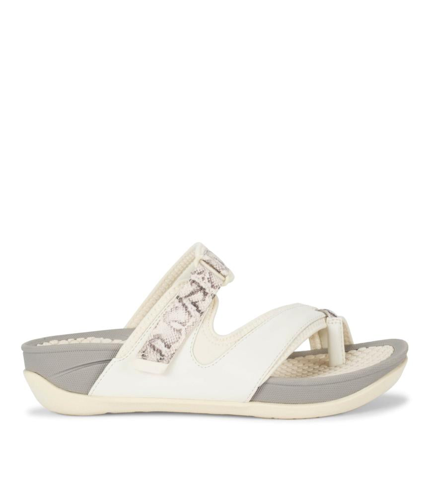 Baretraps Rebound Sandals | Women Deserae Slide Sandal Cream