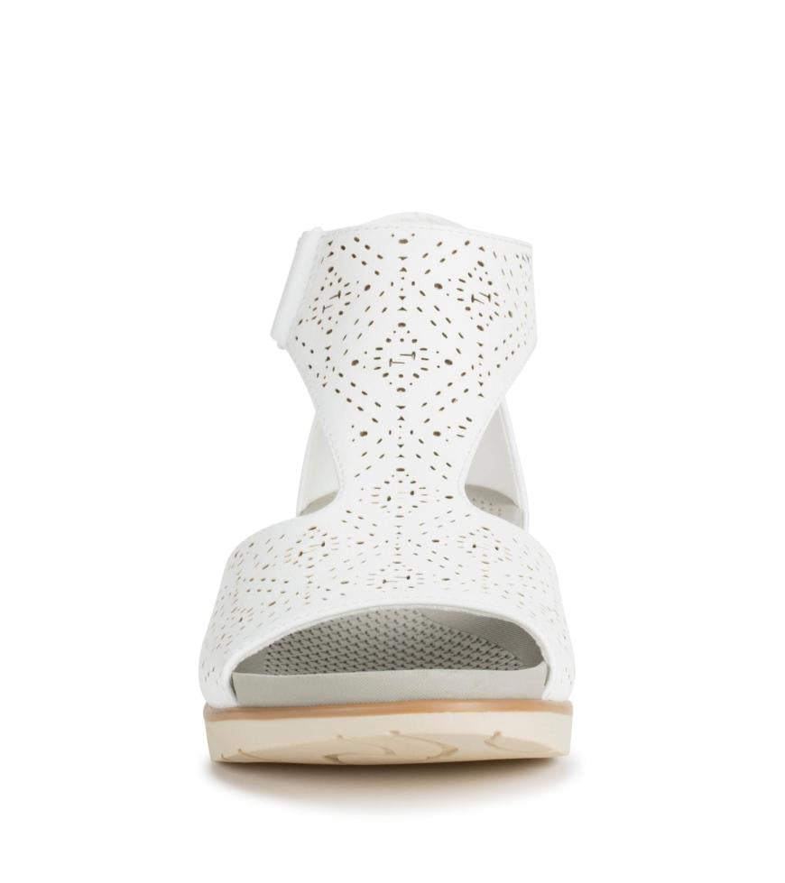 Baretraps Rebound Sandals | Women Samira Sandal White