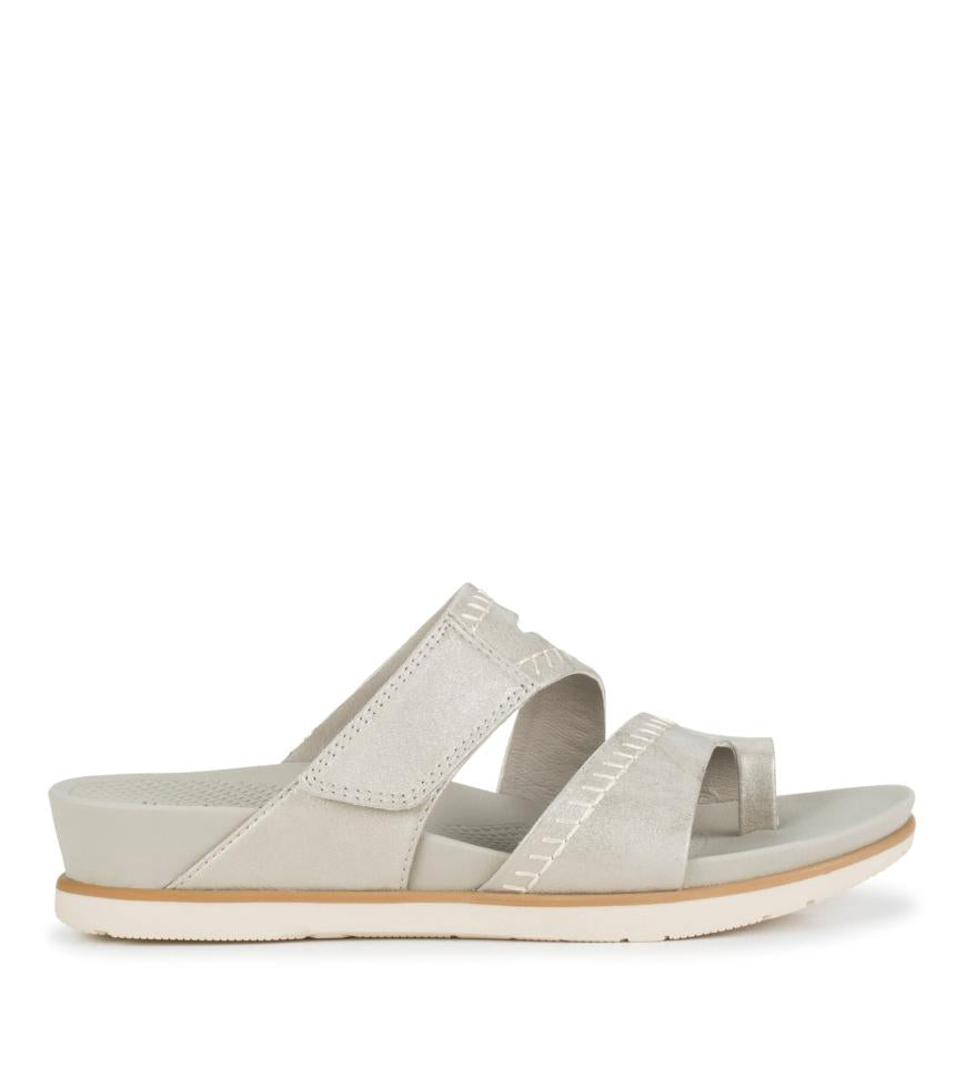 Baretraps Rebound Sandals | Women Shaya Slide Sandal Champagne