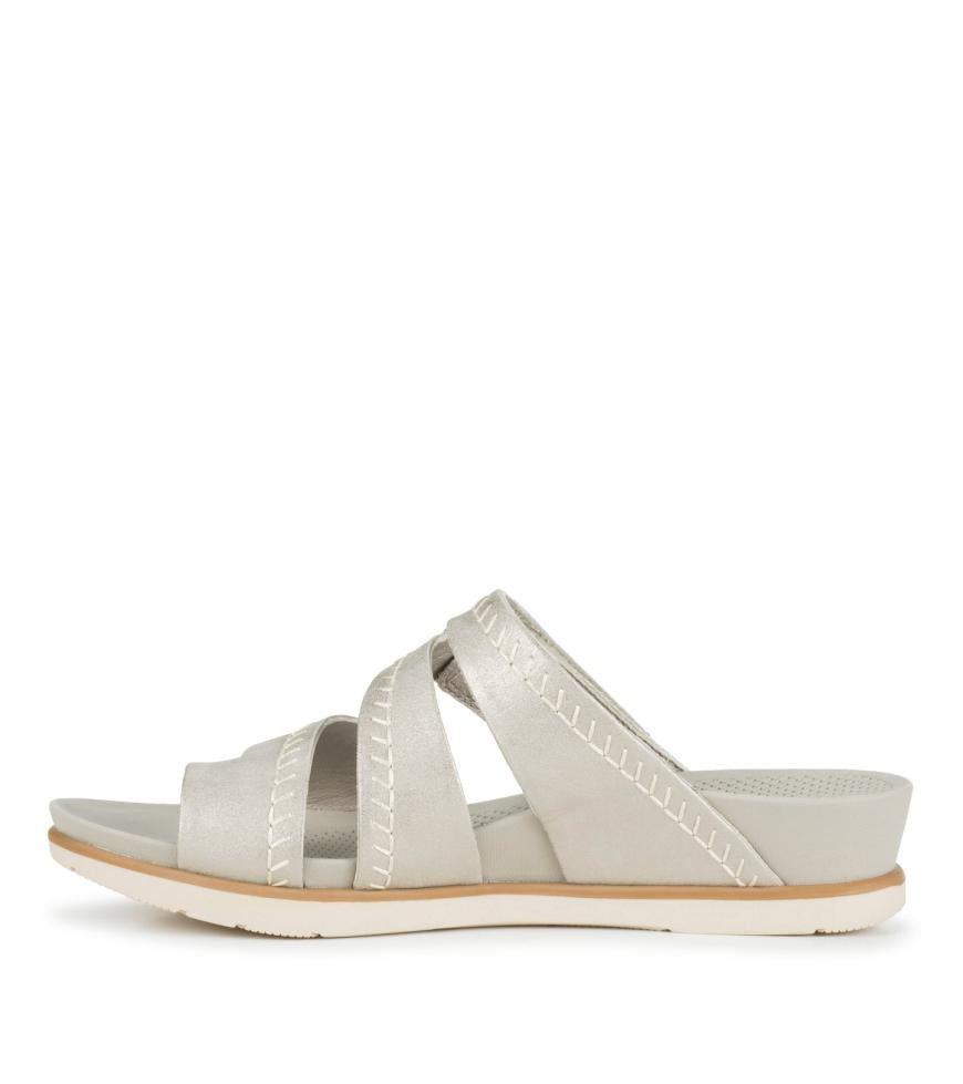 Baretraps Rebound Sandals | Women Shaya Slide Sandal Champagne