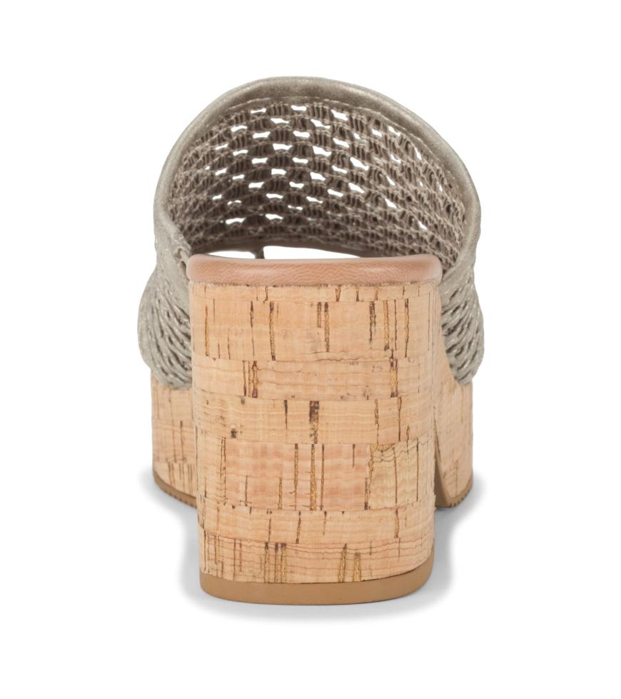 Baretraps Slides &amp; Slip On Sandals | Women Michaela Block Heel Sandal Champagne