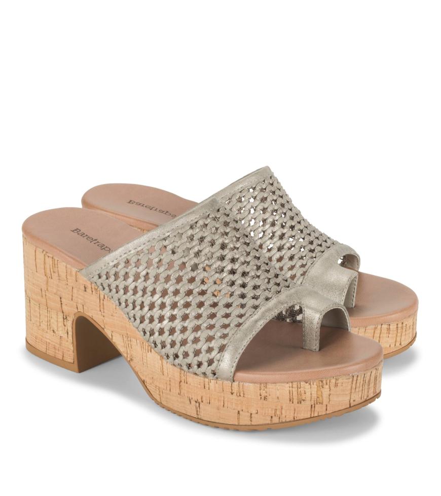 Baretraps Slides &amp; Slip On Sandals | Women Michaela Block Heel Sandal Champagne