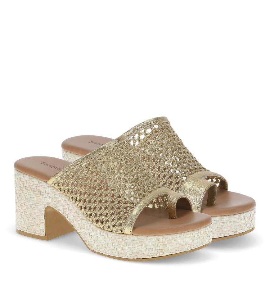 Baretraps Slides &amp; Slip On Sandals | Women Michaela Block Heel Sandal Old Gold