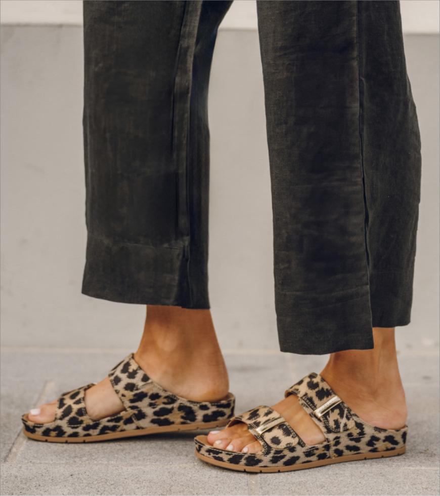 Baretraps Slides &amp; Slip On Sandals | Women Wisteria Slide Sandal Natural Multi Leopard