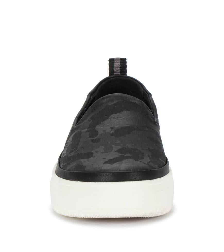 Baretraps Sneakers | Women Nevin Slip On Sneaker Black Camo