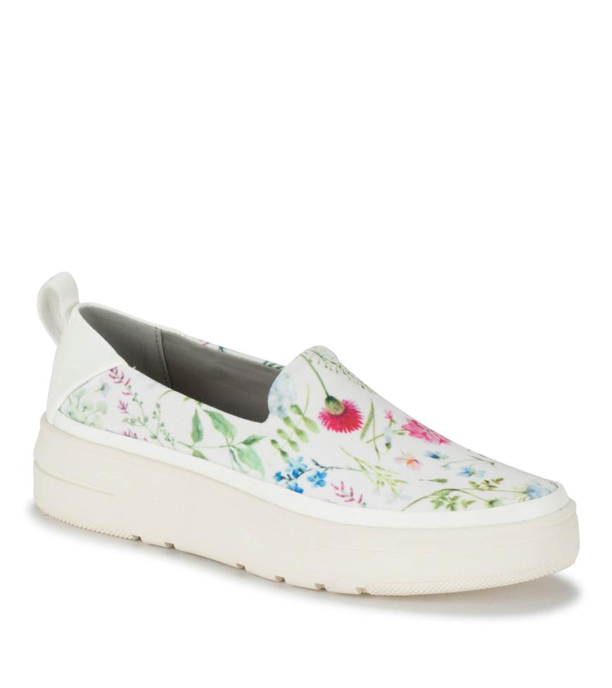 Baretraps Sneakers | Women Nevin Slip On Sneaker White Multi Flower Canvas