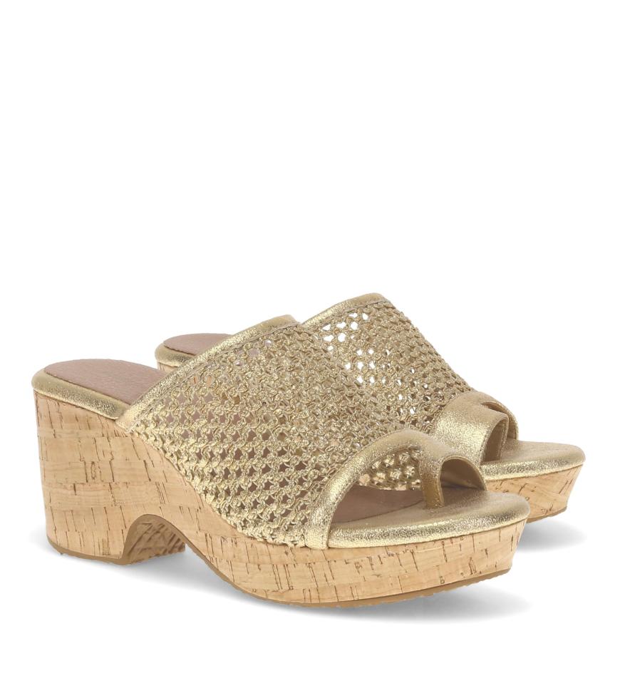 Baretraps Wedge Sandals | Women Bethie Wedge Sandal Old Gold